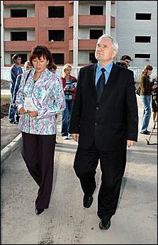 12 сентября 2006 г., Барнаул   Посещение В.Колгановым строящихся объектов социального назначения 