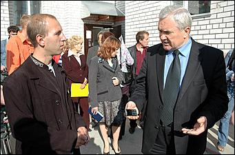 12 сентября 2006 г., Барнаул   Посещение В.Колгановым строящихся объектов социального назначения 