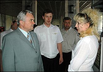 20 июня 2006 г. Барнаул   Посещение мэром барнаульских вокзалов