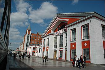 20 июня 2006 г. Барнаул   Посещение мэром барнаульских вокзалов