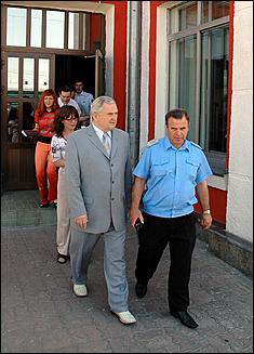 20 июня 2006 г. Барнаул   Посещение мэром барнаульских вокзалов