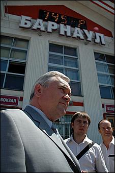 20 июня 2006 г. Барнаул   Посещение мэром барнаульских вокзалов