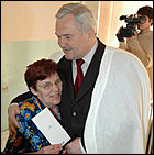 6 мая 2006 г., Барнаул   Барнаульские ветераны&nbsp;Великой отечественной&nbsp;накануне Дня Победы&nbsp; 