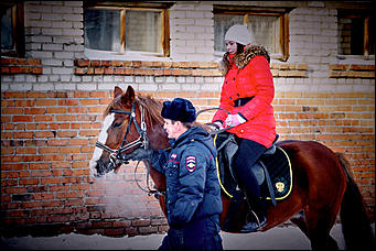 20 январь 2016 г., Барнаул © Амител. Мария Трубина   Барнаульская конная полиция в действии