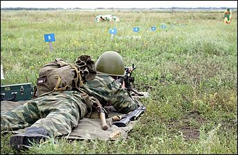 16 августа 2006 г., Алейск   Плановые занятия воинов-контрактников 122-ой алейской мотострелковой дивизии.