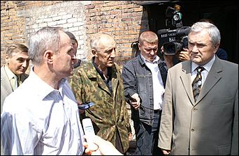 13 июля 2006 г., Барнаул   Проверка мэром готовности котельных к зиме