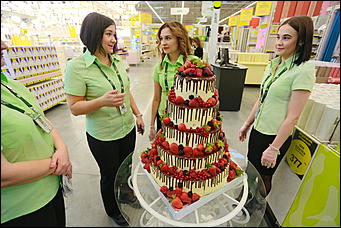 22 марта, 2017 года, Барнаул Как открывали второй гипермаркет "Леруа Мерлен" в Барнауле