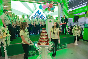 22 марта, 2017 года, Барнаул Как открывали второй гипермаркет "Леруа Мерлен" в Барнауле