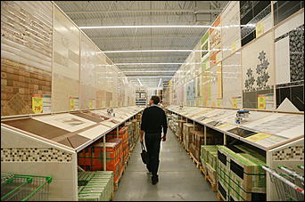 22 марта, 2017 года, Барнаул Как открывали второй гипермаркет "Леруа Мерлен" в Барнауле