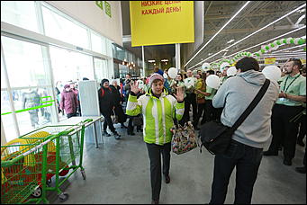 22 марта, 2017 года, Барнаул Как открывали второй гипермаркет "Леруа Мерлен" в Барнауле