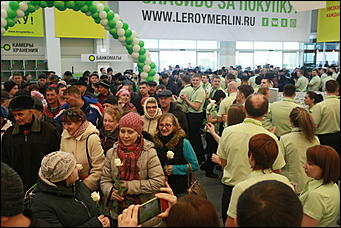 22 марта, 2017 года, Барнаул Как открывали второй гипермаркет "Леруа Мерлен" в Барнауле