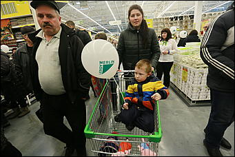 22 марта, 2017 года, Барнаул Как открывали второй гипермаркет "Леруа Мерлен" в Барнауле