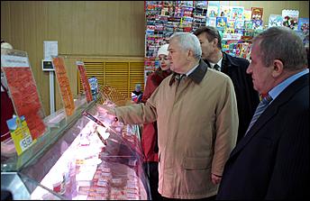 24 октября 2006 г., Барнаул   Социальные магазины в Барнауле (фоторепортаж)