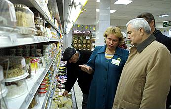 24 октября 2006 г., Барнаул   Социальные магазины в Барнауле (фоторепортаж)