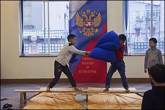 15 март 2016 г., Барнаул © Екатерина Шевырева Блины и сарафаны: как прошла масленица во Вьетнаме?