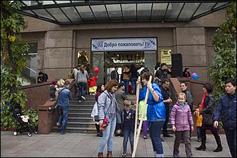 15 март 2016 г., Барнаул © Екатерина Шевырева Блины и сарафаны: как прошла масленица во Вьетнаме?