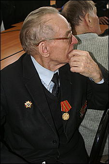 3 апреля 2007 г., Барнаул   В Барнауле одобрили проект Мемориального комплекса на Власихинском кладбище