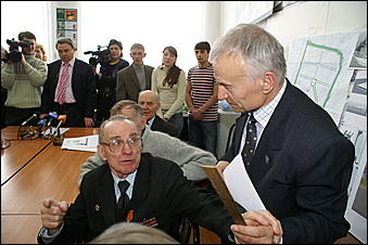 3 апреля 2007 г., Барнаул   В Барнауле одобрили проект Мемориального комплекса на Власихинском кладбище