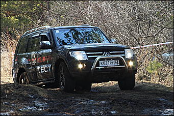 24 апреля 2010 г., Барнаул   "Апрельский кураж" от АКОО «Алтай off road» и  официального дилера Mitsubishi в Алтайском крае - Автоцентра АНТ.