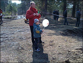 24 апреля 2010 г., Барнаул   "Апрельский кураж" от АКОО «Алтай off road» и  официального дилера Mitsubishi в Алтайском крае - Автоцентра АНТ.