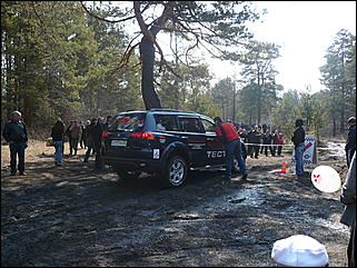 24 апреля 2010 г., Барнаул   "Апрельский кураж" от АКОО «Алтай off road» и  официального дилера Mitsubishi в Алтайском крае - Автоцентра АНТ.