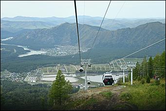 11 сентябрь 2019 г   Не хуже чем в Сочи. На курорте "Манжерок" открыли скоростную канатную дорогу