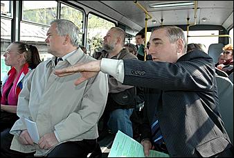 18 мая 2006 г, Барнаул   <P>Субботники в Банауле: итоги и проблемы (выездное совещание мэра Барнаула Владимира Колганова</P>