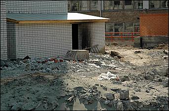 18 мая 2006 г, Барнаул   <P>Субботники в Банауле: итоги и проблемы (выездное совещание мэра Барнаула Владимира Колганова</P>