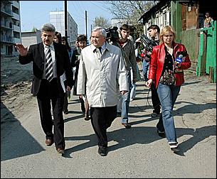 18 мая 2006 г, Барнаул   <P>Субботники в Банауле: итоги и проблемы (выездное совещание мэра Барнаула Владимира Колганова</P>