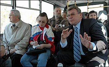 18 мая 2006 г, Барнаул   <P>Субботники в Банауле: итоги и проблемы (выездное совещание мэра Барнаула Владимира Колганова</P>