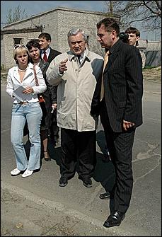 18 мая 2006 г, Барнаул   <P>Субботники в Банауле: итоги и проблемы (выездное совещание мэра Барнаула Владимира Колганова</P>