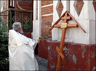 5 июня 2006 г, Барнаул   <P>Прощание с настоятельницей Знаменского женского монастыря</P>