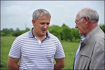 30 июня 2017 Новая подъездная дорога к племенному комплексу ОАО "Промышленный" в Бийском районе