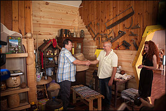 26 июля 2017 г., п Новый   Как французы алтайский мёд пробовали