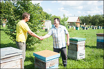 26 июля 2017 г., п Новый   Как французы алтайский мёд пробовали