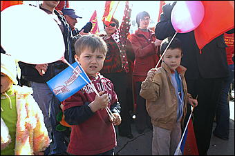 1 мая 2007 г., Барнаул   Первомайская демонстрация в Барнауле