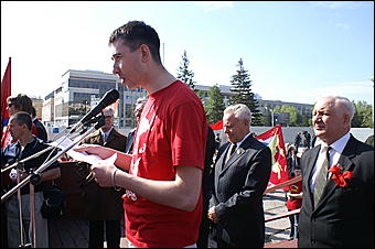 1 мая 2007 г., Барнаул   Первомайская демонстрация в Барнауле