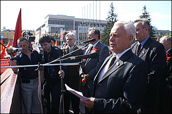 1 мая 2007 г., Барнаул   Первомайская демонстрация в Барнауле