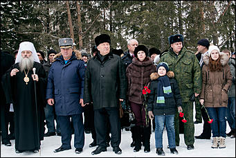 13 февраль 2016 г., Барнаул © Амител Вячеслав Мельников    На родине Героя России Пешкова открыли мемориальную доску с его именем 