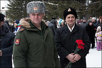 13 февраль 2016 г., Барнаул © Амител Вячеслав Мельников    На родине Героя России Пешкова открыли мемориальную доску с его именем 