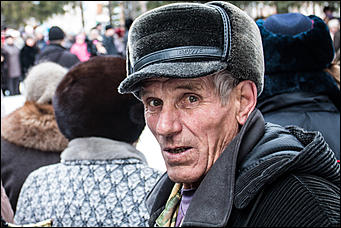 13 февраль 2016 г., Барнаул © Амител Вячеслав Мельников    На родине Героя России Пешкова открыли мемориальную доску с его именем 