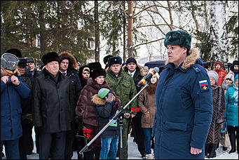 13 февраль 2016 г., Барнаул © Амител Вячеслав Мельников    На родине Героя России Пешкова открыли мемориальную доску с его именем 