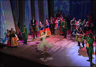 1 декабрь 2016 г., Барнаул   Танцы вместо слов: в филармонии Алтайского края представили спектакль "Петрушка" по знаменитому балету Игоря Стравинского