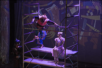 1 декабрь 2016 г., Барнаул   Танцы вместо слов: в филармонии Алтайского края представили спектакль "Петрушка" по знаменитому балету Игоря Стравинского