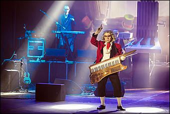 23 ноября 2016    Группа "Пикник" в Барнауле: фоторепортаж о том, как это было 