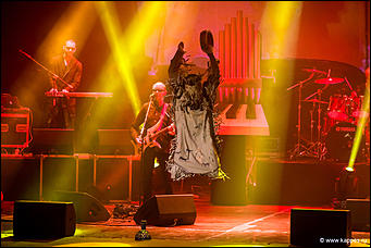 23 ноября 2016    Группа "Пикник" в Барнауле: фоторепортаж о том, как это было 