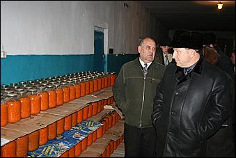 5 декабря 2006 г., Барнаул   Рабочая поездка главы администрации Алтайского края Александра Карлина в Поспелихинский район