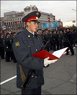 14 октября 2006 г., Барнаул   Присяга курсантов-первокурсников БЮИ