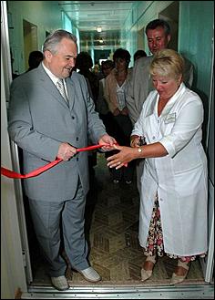 16 июня 2006 г. Барнаул   Открытие отделения реанимации и интенсивной терапии Роддома №2