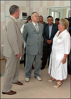 16 июня 2006 г. Барнаул   Открытие отделения реанимации и интенсивной терапии Роддома №2